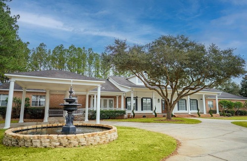 Grand Bay Apartment | 1 Bedroom Apartment at Oak + Fountain #12