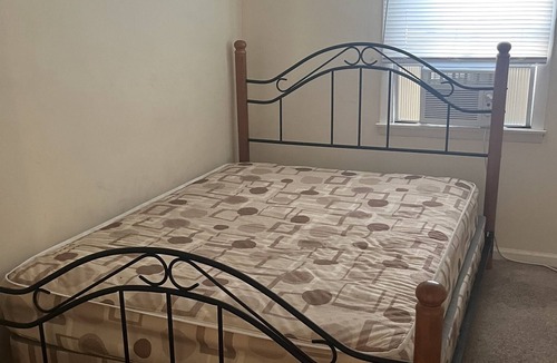 Ferguson House | 1 bedroom shared space with 2 other tenants in a 3 bedroom single family.