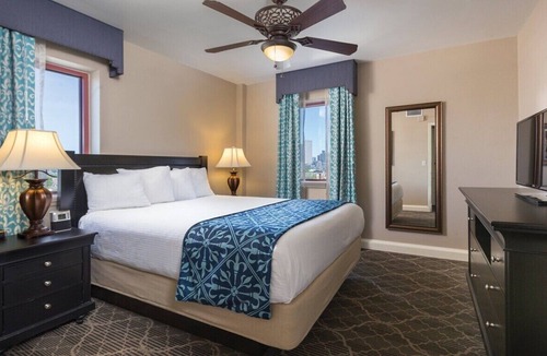 Faubourg Lafayette Resort | 1 bedroom - sleeps 4 for Jazz Fest 2026