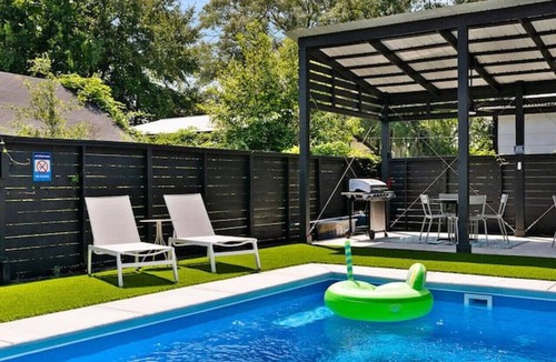 North Charleston Apartment | 1 Bedroom Suite with a Pool!