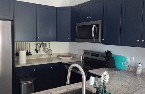 Pine Island Center Apartment | 1 floor 3bedroom 2full bathroom apartment in Bokeelia with AC 2vehicle garage