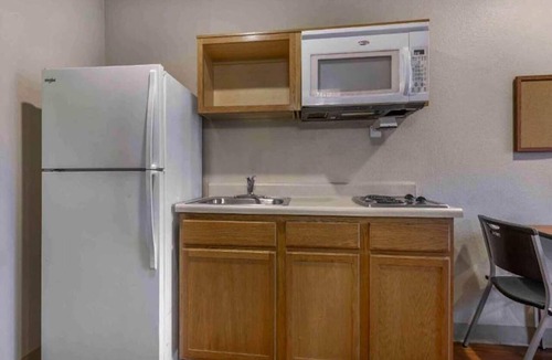 Bossier City Apartment | 1 Full Bed | Smoking, Kitchen