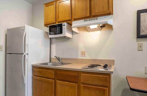 Bossier City Apartment | 1 Full Bed | Smoking, Kitchen