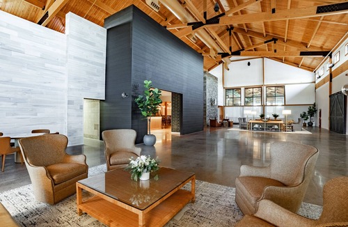 Rothschild Hotel | 1 King, 1 Bunk Bed Suite With Access to Pool, Hot Tub, and Gym