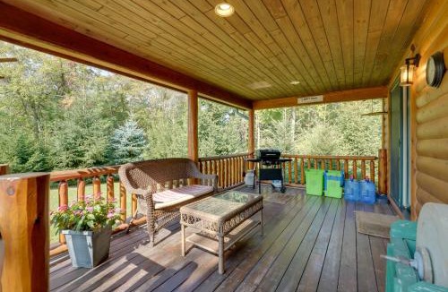 Port Austin House | 1 Mi to Public Beach: Port Austin Cabin w/Hot Tub
