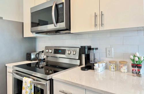 Old Fourth Ward House | 10 Guest Penthouse Multi-Level Condo in ATL 542Blvd407