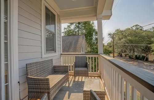 Uptown House | 1009 Calhoun Street