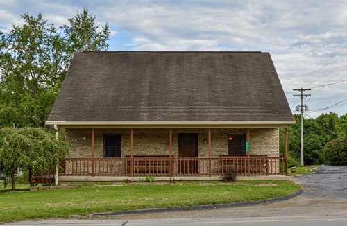 Bloomington House | 10mins to IU/Close to Lake Lemon/Pet Friendly/