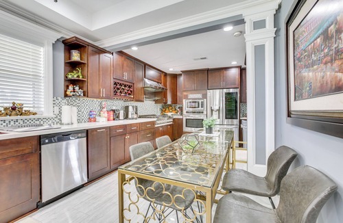 Westwego House | 11 Mi to NOLA: Westwego Home w/Sunroom!