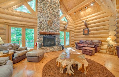 Petoskey House | 14 Mi to Slopes: Lodge on 104 Acres in Boyne City