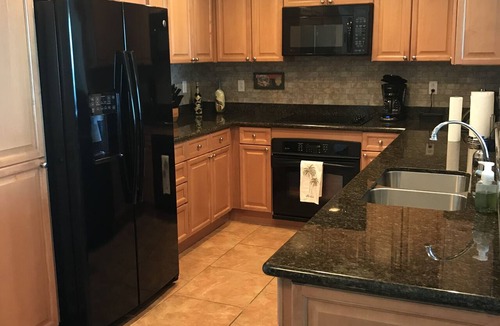 Pensacola Beach Condo | 16𝒕𝒉 𝑺𝒕𝒐𝒓𝒚 𝑯𝒊𝒈𝒉 𝑹𝒊𝒔𝒆 𝑳𝒖𝒙𝒖𝒓𝒚 𝒢𝓊𝓁𝒻 𝒱𝒾ℯ𝓌 5 𝑺𝒕𝒂𝒓 2br