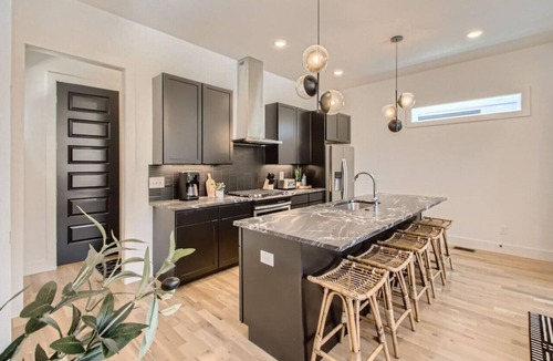 Berry Hill House | 17- Home w/Rooftop - The Music City Collection