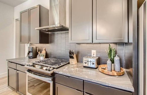 Berry Hill House | 17- Home w/Rooftop - The Music City Collection