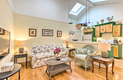 Frankfort Apartment | 18 Mi to Crystal Mtn: Couple's Haven Near Lake