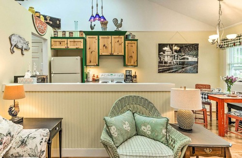 Frankfort Apartment | 18 Mi to Crystal Mtn: Couple's Haven Near Lake