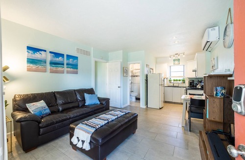 Hollywood Lakes Condo | 1BR Beach condo in Beautiful Hollywood Beach