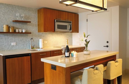 North Beach Apartment | 1BR Oceanfront Resort with pool