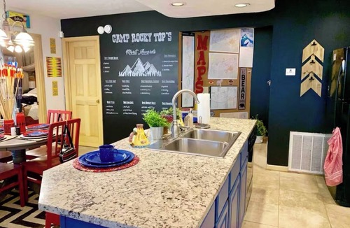 Chalet Village Ski Chalet | 2/2 Borders GSMNP and Steps from Cove Mountain Trail: Private Hot Tub & Game Rm