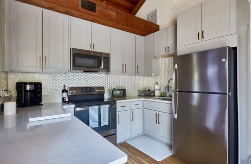 Indian River Estates House | 2 Bdrm Treasure Coast Bungalow Near to the Beach