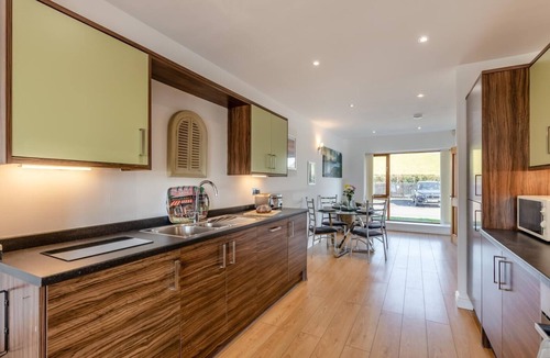 Tewitfield Cottage | 2 Bed in Carnforth (oc-s31763)