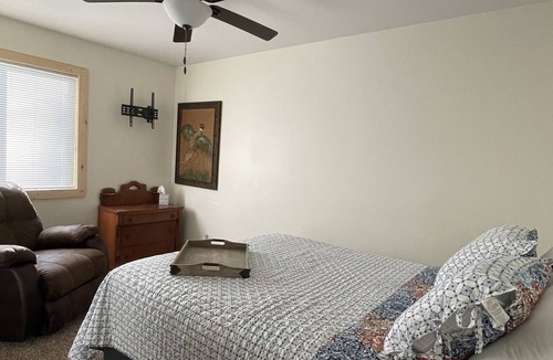 Long Lake Cabin | 2 bedroom, 1.5 bath with bunk beds in loft