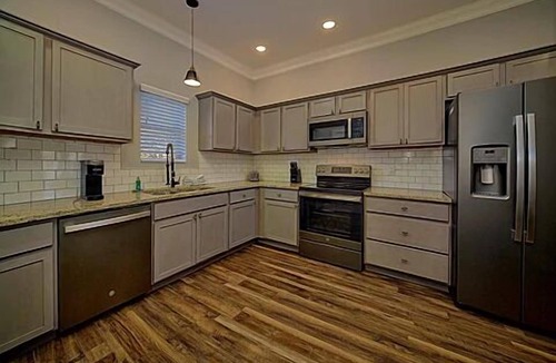 Sevierville Condo | 2 Bedroom, 1 bathroom condo| Mountain View| Seiverville| Sleeps 4| Budget
