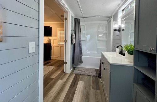 Rumsey House | 2 bedroom 2 bathroom home in Calhoun