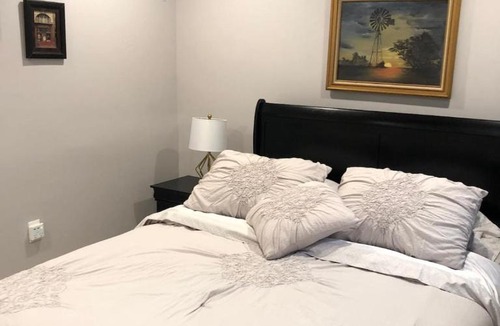Highlands - Perkins Apartment | 2 bedroom apartment next to LSU campus