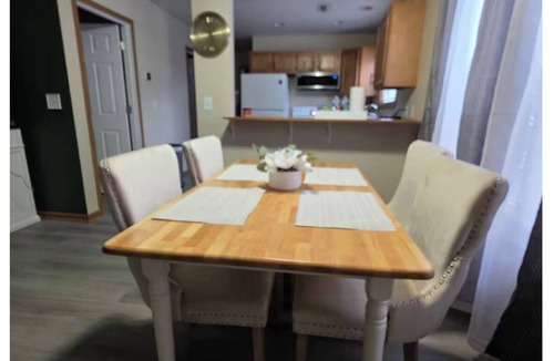 Terre Haute Apartment | 2-bedroom apartment in charming Terre Haute located in a central location