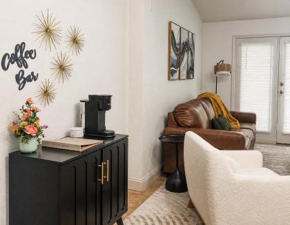 Mid America Apartment | 2 Bedroom Condo ON Lake Hamilton!