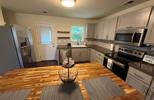 Bessemer House | 2-bedroom house in Bessemer, Alabama. n30 mins from downtown Birmingham