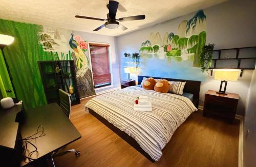 Norcross House | 2 Bedrooms Private Kitchen Livingroom Robinwood Condo Suite
