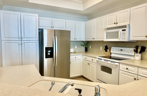 Orange Beach East Apartment | 2 BR/2.5 BA Condo on the 10th Floor! In Walking Distance to Flora Bama!