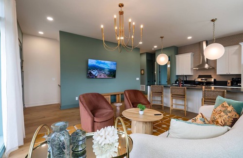 Katie Hill Neighborhood House | 2 Homes, 12 beds - Perfect for Bachelor + Bachelorette Trips | Sauna, Hot Tub, City Views