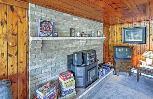 Long Lake House | 2 Mi to Boat Ramp! Family Cabin on Long Lake