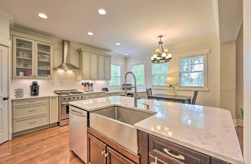 NoDa House | 2 Mi to Dtwn: Home in NoDa District Near UNC!