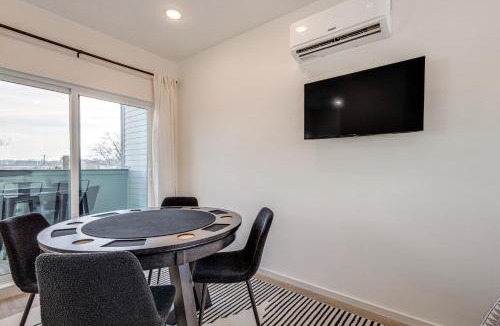 Knoxville House | < 2 Mi to Dtwn: Modern Townhome in Knoxville