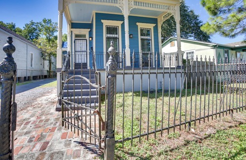 Esplanade Ridge Cottage | 2 Mi to French Quarter: Walkable Nola Home