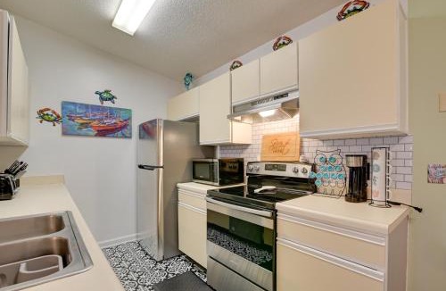 Surfside Beach House | 2 Mi to Surfside Beach! Myrtle Beach Condo