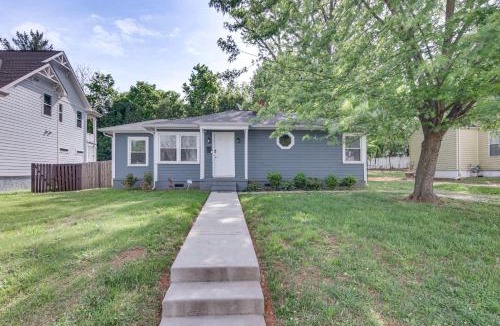 Biddleville House | < 2 Mi to Uptown Charlotte: Home w/Large Yard!