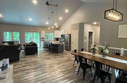 Egg Harbor House | 2 Neighboring Homes Sleep 24 - 8 Bedrooms/10 Baths