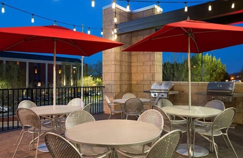 Greensboro Hotel | 2 Units Conveniently Located Near Piedmont Triad Airport. Free Breakfast, Pool!