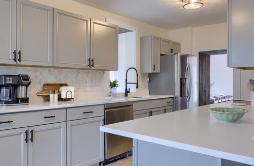 Uniontown House | 20 Private Acres Near Gettysburg | Sleeps 11