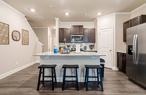 Norcross Cottage | 2029 Pinnacle Walk Drive, Norcross