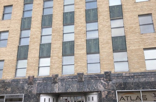 Charleston Apartment | 204 New Downtown living - Queen - Wi-fi