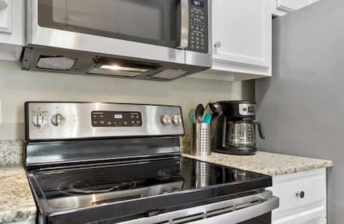 Ridgeland Apartment | 25%Disc. Relax by the Reservoir/Restaurant