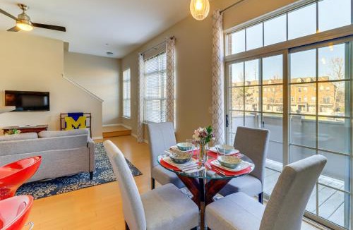 Northville House | 25 Mi to Detroit: Townhome w/Smart TV!