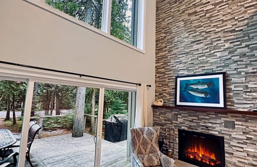 Baileys Harbor House | 250' RELAXING WATERFRONT SPACIOUS REMODEL & WALKING TO SAND BEACH NEW FIREPLACE