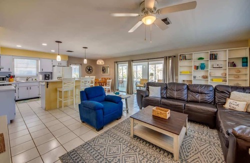 Fort Myers Beach House | 280 Ostego Cute Pet Friendly Pool Home near Beach