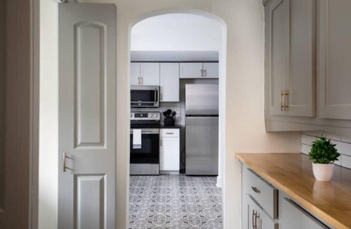 Norwood House | 28th Street Historic at Norwood